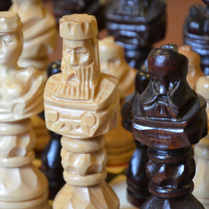 szachy rzeźbione